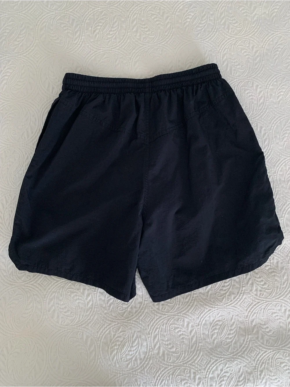 TYR Swim Shorts Men's Size M Black Mesh Liner with Pocket & Drawstring - Picture 3 of 15